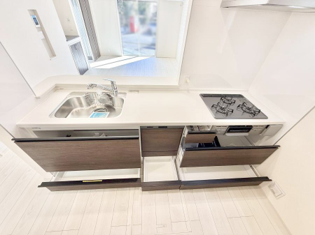 �L�b�`���@�������Ƒ����J��[�߂�A������̂���L�b�`��