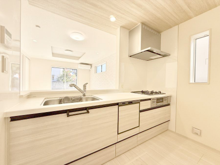 �L�b�`���@���������y���݂ƐH�ׂ�K����͂���L�b�`��