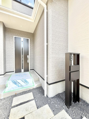 ���ց@�O�ρ� �V���v���Ŕ������A�Z�܂��̑���ۂ��ʂ錺�ւł�