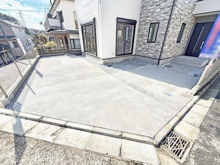 �@�O�ρ��J�[�X�y�[�X�L