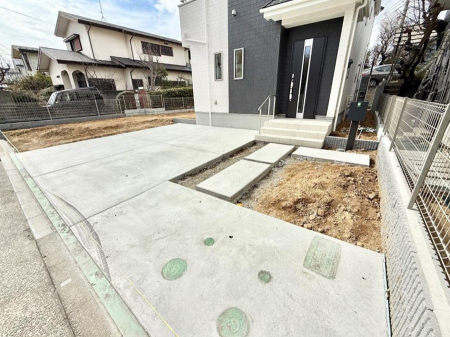 �@�O�ρ��J�[�X�y�[�X�L