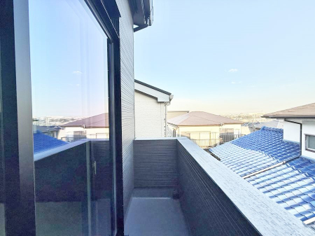 �o���R�j�[�@������ �G�߂̈ڂ낢����������J���I�ȋ�Ԃł�