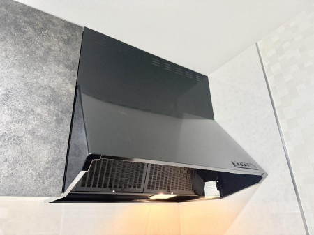 ���̑����ρ@�ݔ����������̏��C����������C��ɗU������A�����I�ɔr�����ł��܂��B