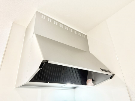 ���̑����ρ@�ݔ����������̏��C����������C��ɗU������A�����I�ɔr�����ł��܂��B