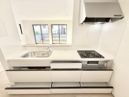 �L�b�`���@�������Ƒ����J��[�߂�A������̂���L�b�`��