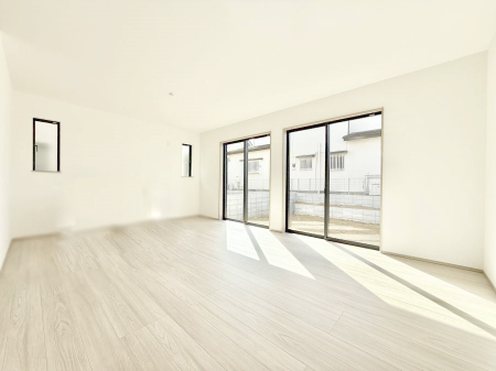 ���r���O�@�������V���v���������ґ�A��؂Ȑl�Ɖ߂����S���قǂ�����