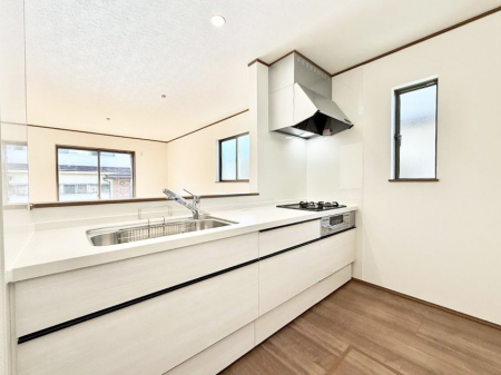 �L�b�`���@�������L���C�ɕЕt���A�g���₷���L�b�`��