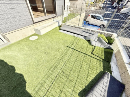 ���̑��@�O�ρ���炵�ɏ�����^����A�΂��������ꂽ�Z�܂��ł�