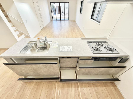 �L�b�`���@�������V���v���ŋ@�\�I�A�����g���₷���L�b�`��