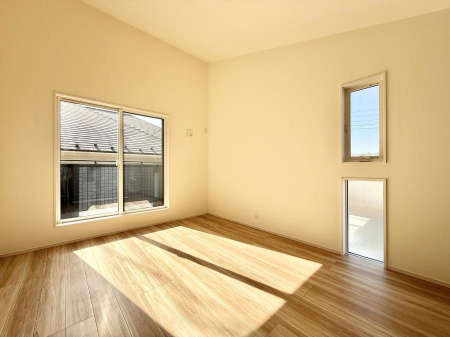 �Q���@���������̔z�u��ʋC���̗ǂ��݌v�ŕ����̋�C�������炸�A��ɐV�N�ȋ�C������܂�