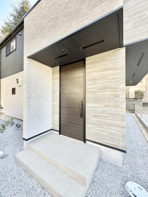 ���ց@�O�ρ� �V���v���Ŕ������A�Z�܂��̑���ۂ��ʂ錺�ւł�