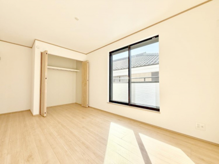 �Q���@���������̔z�u��ʋC���̗ǂ��݌v�ŕ����̋�C�������炸�A��ɐV�N�ȋ�C������܂�