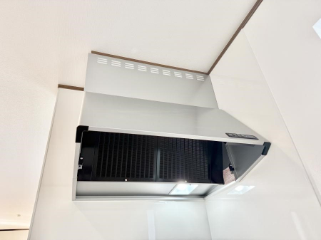 ���̑����ρ@�ݔ����������̏��C����������C��ɗU������A�����I�ɔr�����ł��܂��B