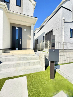 ���ց@�O�ρ� �V���v���Ŕ������A�Z�܂��̑���ۂ��ʂ錺�ւł�