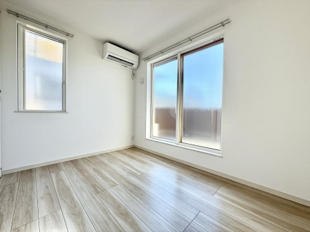 �q�������@�������v���C�x�[�g��ԂƂ��ĐÂ��ŗ�������������񋟂��Ă���܂�