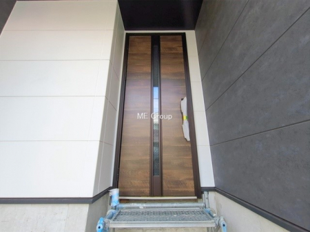 ���ց@�O��