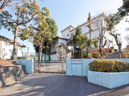 ���ӊ��@���w�Z 1200m ���s���������w�Z