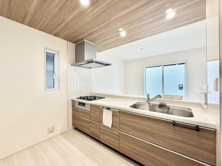 �L�b�`���@�������V���v���Ŕ������S�n�悢���Ԃ𐶂ރL�b�`�����