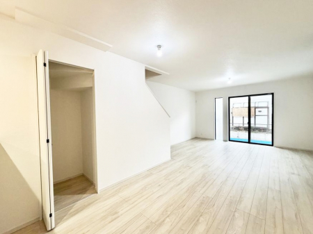 ���r���O�@���������C�ɓ���̏ꏊ�ŁA�̂�т�Ƃ������Ԃ�