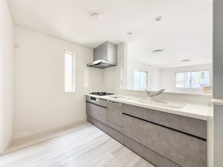 �L�b�`���@�������V���v���Ŕ������S�n�悢���Ԃ𐶂ރL�b�`�����