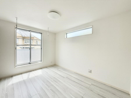 �q�������@�������v���C�x�[�g��ԂƂ��ĐÂ��ŗ�������������񋟂��Ă���܂�