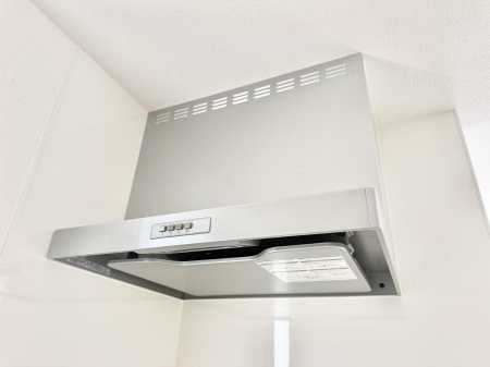 ���̑����ρ@�ݔ����������̏��C����������C��ɗU������A�����I�ɔr�����ł��܂��B