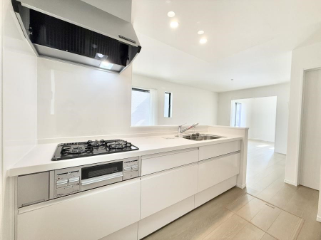 �L�b�`���@�������L���C�ɕЕt���A�g���₷���L�b�`��