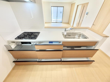 �L�b�`���@���������y���݂ƐH�ׂ�K����͂���L�b�`��