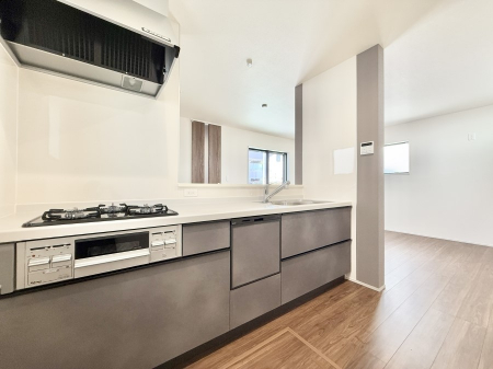 �L�b�`���@�������Ƒ����J��[�߂�A������̂���L�b�`��