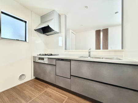 �L�b�`���@���������y���݂ƐH�ׂ�K����͂���L�b�`��