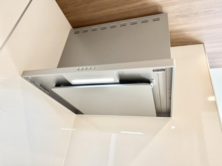 ���̑����ρ@�ݔ����������̏��C����������C��ɗU������A�����I�ɔr�����ł��܂��B