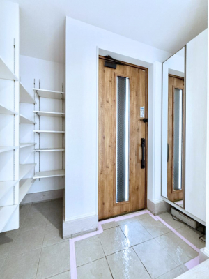 ���ց@������ �V���v���Ŕ������A���K�ȕ�炵�̓����