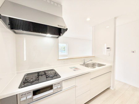 �L�b�`���@�������Ƒ����J��[�߂�A������̂���L�b�`��