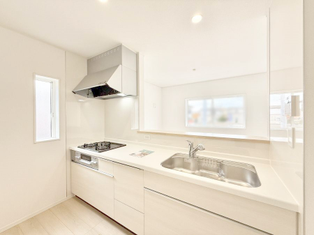 �L�b�`���@���������y���݂ƐH�ׂ�K����͂���L�b�`��