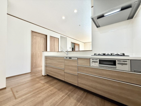 �L�b�`���@�������Ƒ����J��[�߂�A������̂���L�b�`��