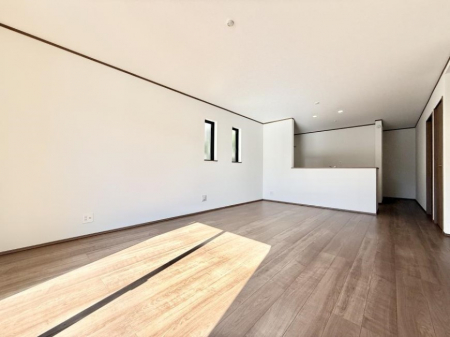 ���r���O�@���������R�Ɖ�b�����܂��A�S�n�悢�ЂƂƂ�