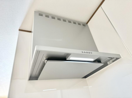 ���̑����ρ@�ݔ����������̏��C����������C��ɗU������A�����I�ɔr�����ł��܂��B