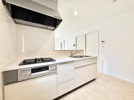 �L�b�`���@�������V���v���Ŕ������S�n�悢���Ԃ𐶂ރL�b�`�����