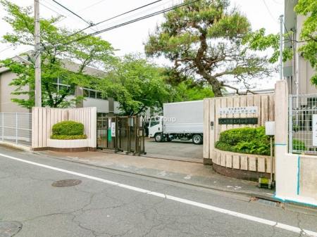 ���ӊ��@���w�Z 520m �����q�s��������w�Z