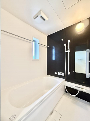 �����@����