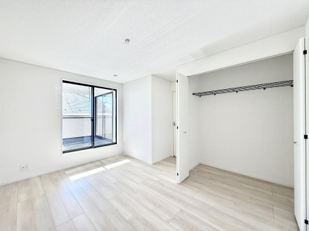 �Q���@����