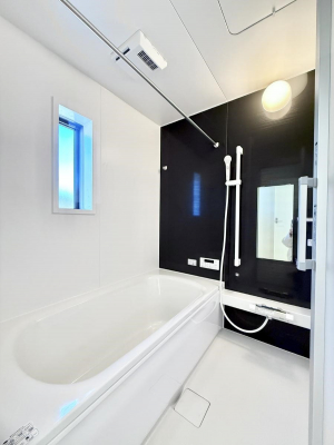 �����@����