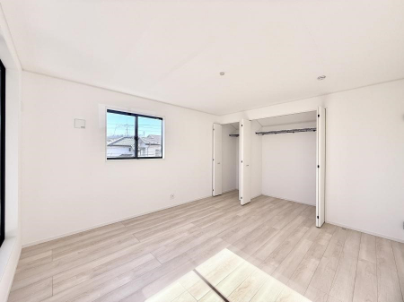 �q�������@����