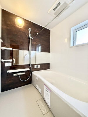 �����@����������̔�������A�S����������Ԃł�