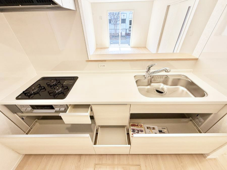 �L�b�`���@�������Ƒ����J��[�߂�A������̂���L�b�`��