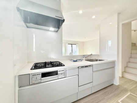 �L�b�`���@�����������������Ԃ����܂��A�Ί炠�ӂ��L�b�`��