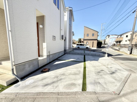 �@�O�ρ������̒��Ԃ����K��