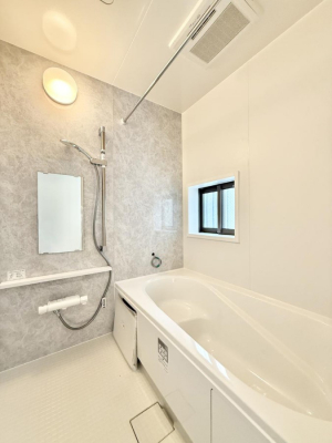 �����@����������̔�������A�S����������Ԃł�