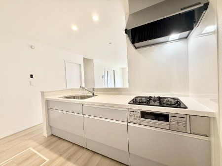 �L�b�`���@���������y���݂ƐH�ׂ�K����͂���L�b�`��