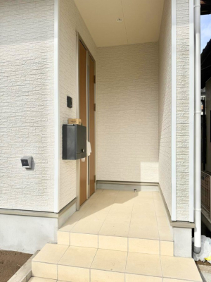 ���ց@�O�ρ� �V���v���Ŕ������A�Z�܂��̑���ۂ��ʂ錺�ւł�